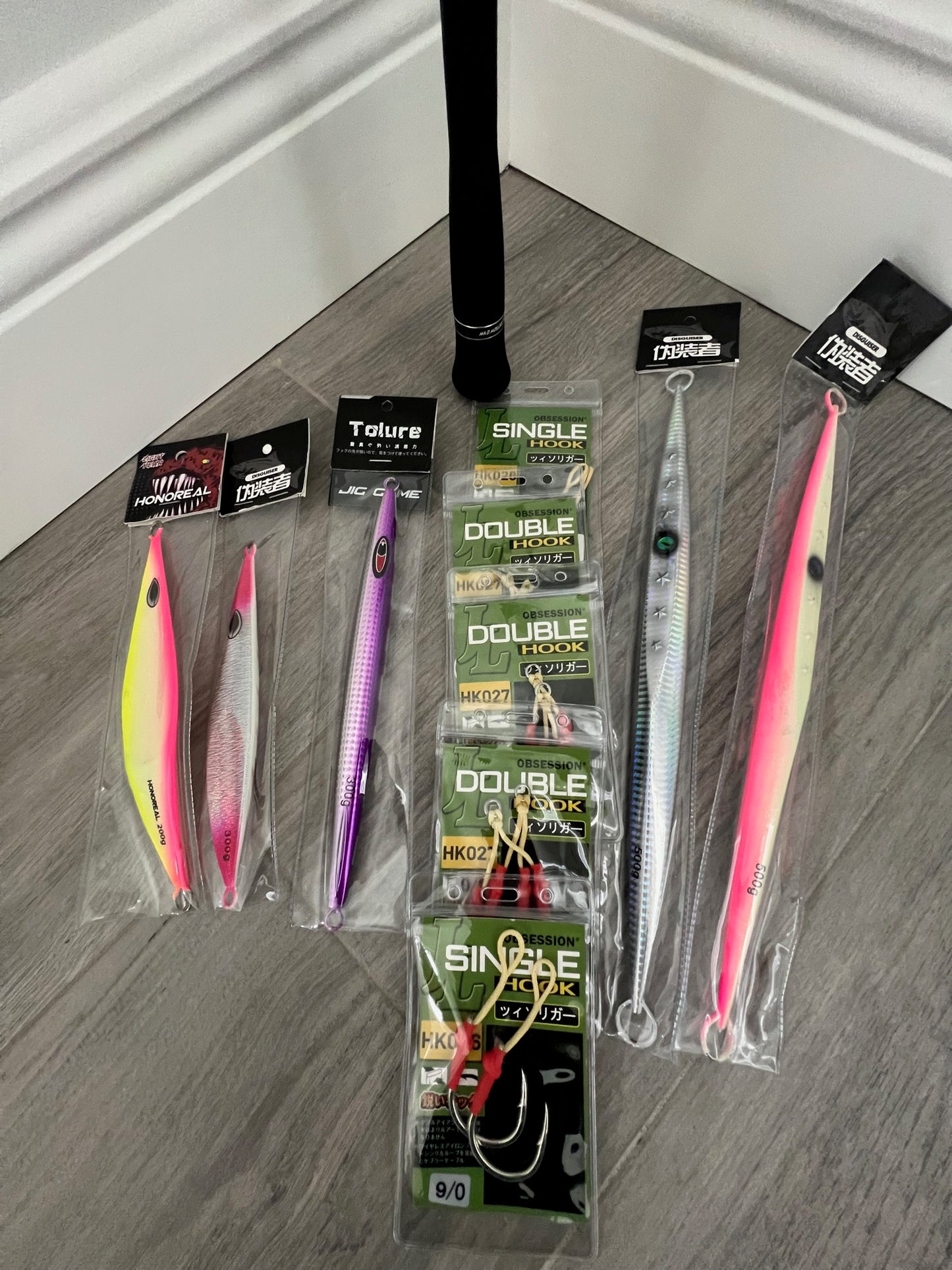 LX 50 Slow Pitch Jig Combo with JIgs and Assist Hooks